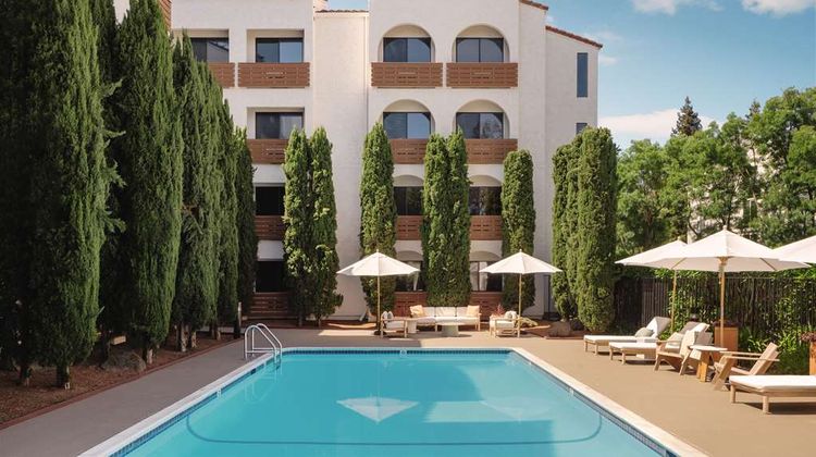 Hotel Avante Pool