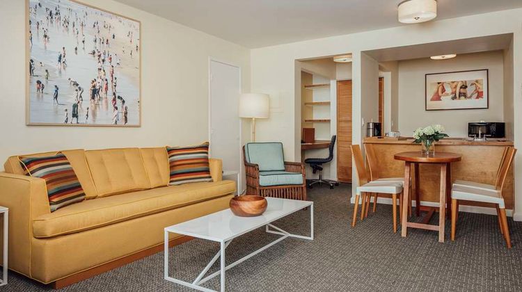 Wild Palms Hotel Suite