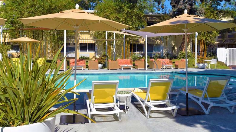 <b>Wild Palms Hotel Pool</b>. Images powered by <a href="https://iceportal.shijigroup.com/" title="IcePortal" target="_blank">IcePortal</a>.