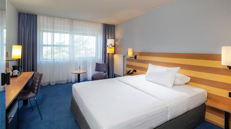 IntercityHotel Frankfurt Airport Room