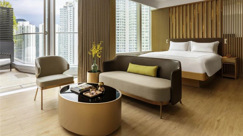 <b>The Silveri Hong Kong Suite</b>. Images powered by <a href="https://iceportal.shijigroup.com/" title="IcePortal" target="_blank">IcePortal</a>.