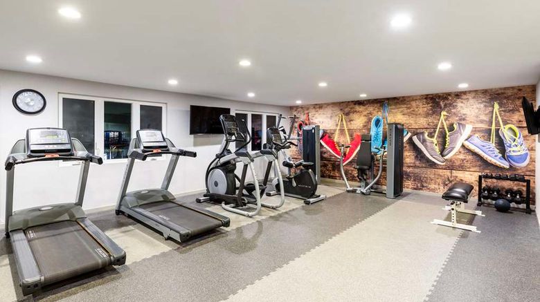 <b>Aiden By Best Western Cape Cod Health</b>. Images powered by <a href="https://iceportal.shijigroup.com/" title="IcePortal" target="_blank">IcePortal</a>.