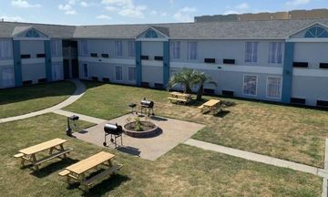 Days Inn by Wyndham Rockport TX