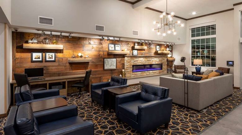 <b>Grandstay Rock Valley Lobby</b>. Images powered by <a href="https://iceportal.shijigroup.com/" title="IcePortal" target="_blank">IcePortal</a>.