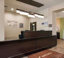MainStay Suites Lobby