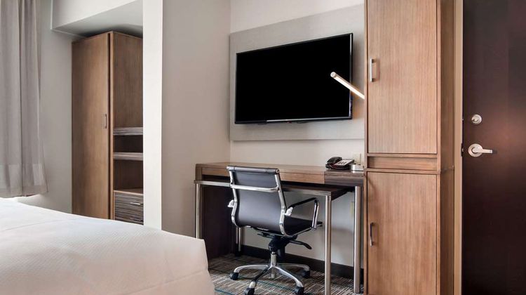 MainStay Suites Suite