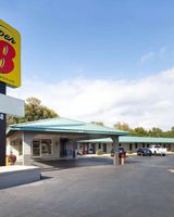 Super 8 by Wyndham Pensacola West