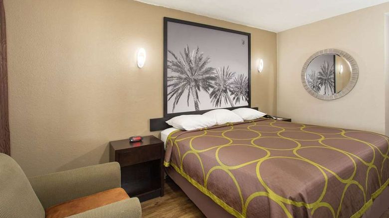 <b>Super 8 by Wyndham Pensacola West Room</b>. Images powered by <a href="https://iceportal.shijigroup.com/" title="IcePortal" target="_blank">IcePortal</a>.
