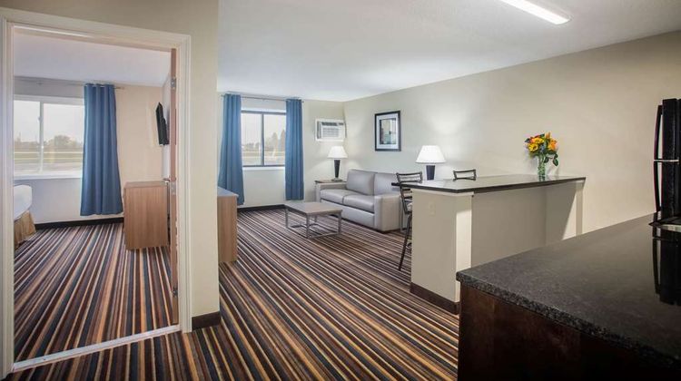 Travelodge by Wyndham Wahpeton Suite