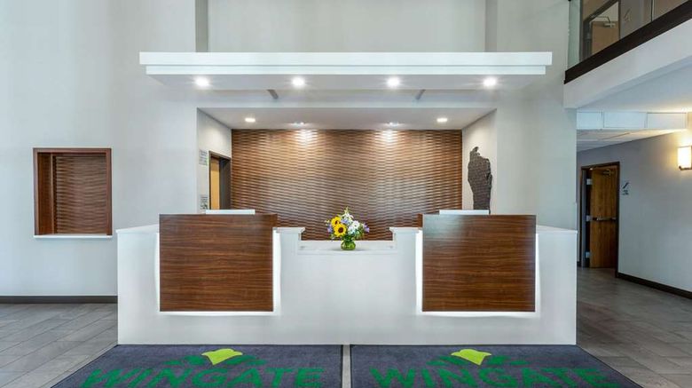 <b>Wingate by Wyndham Wisconsin Dells Lobby</b>. Images powered by <a href="https://iceportal.shijigroup.com/" title="IcePortal" target="_blank">IcePortal</a>.