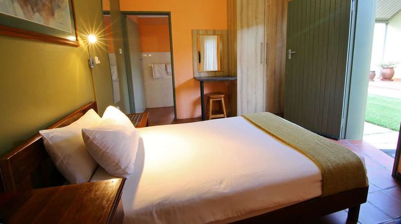 <b>Kalahari Arms Hotel Room</b>. Images powered by <a href="https://iceportal.shijigroup.com/" title="IcePortal" target="_blank">IcePortal</a>.