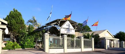 Kalahari Arms Hotel Exterior