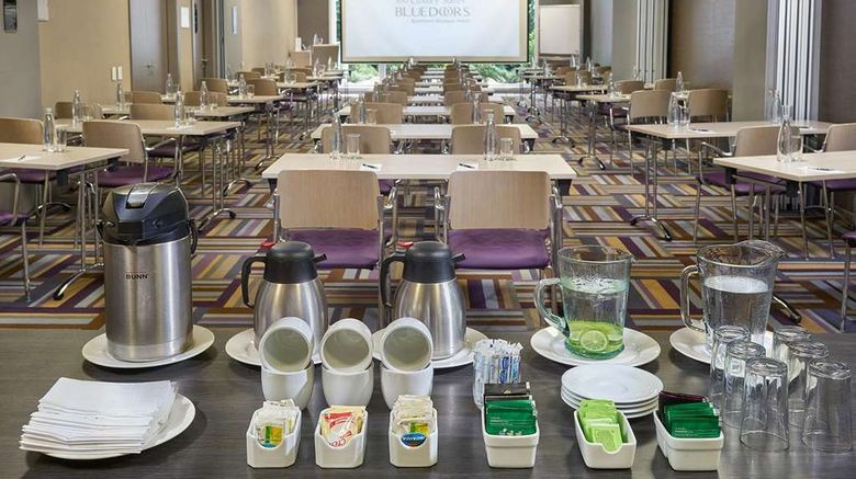 <b>100 Luxury Suites Meeting</b>. Images powered by <a href=https://www.travelagewest.com/Hotels/Bogota-Colombia/