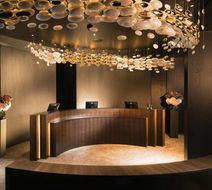 7132 Hotel Lobby