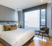 93 Luxury Suites & Residences Room