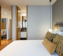 93 Luxury Suites & Residences Room