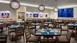<b>'Alohilani Resort Waikiki Beach Restaurant</b>. Images powered by <a href="https://iceportal.shijigroup.com/" title="IcePortal" target="_blank">IcePortal</a>.