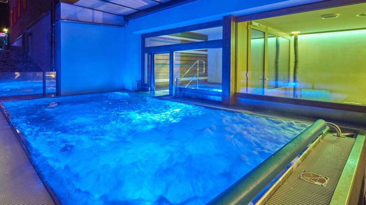 Aspen Alpin Lifestyle Hotel Pool