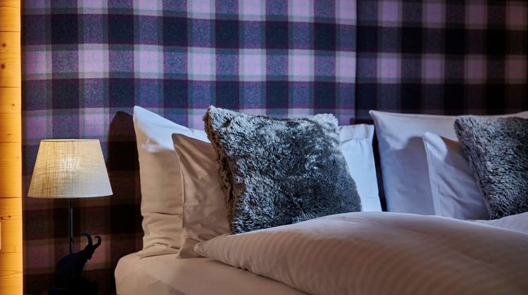 Aspen Alpin Lifestyle Hotel Room