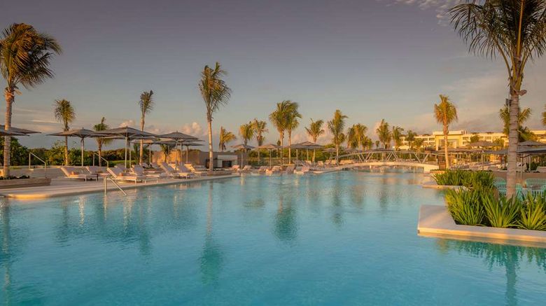 <b>ATELIER Playa Mujeres-Adults Only Pool</b>. Images powered by <a href="https://iceportal.shijigroup.com/" title="IcePortal" target="_blank">IcePortal</a>.