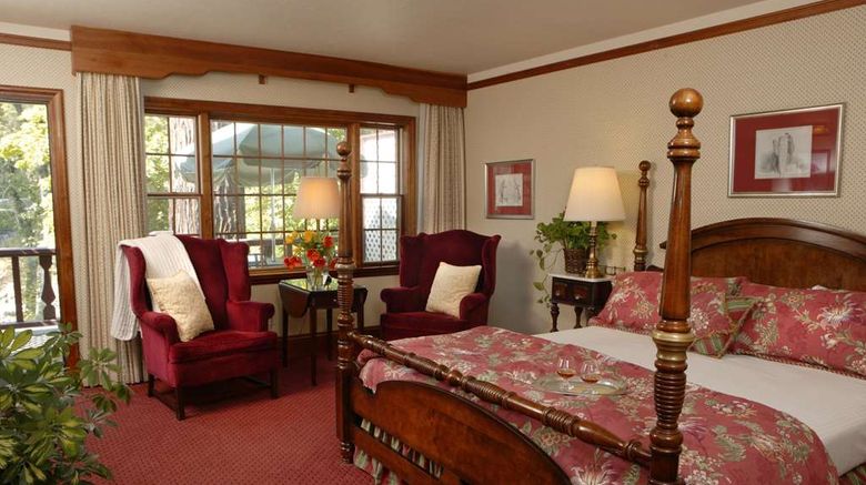 <b>Benbow Historic Inn Room</b>. Images powered by <a href="https://iceportal.shijigroup.com/" title="IcePortal" target="_blank">IcePortal</a>.