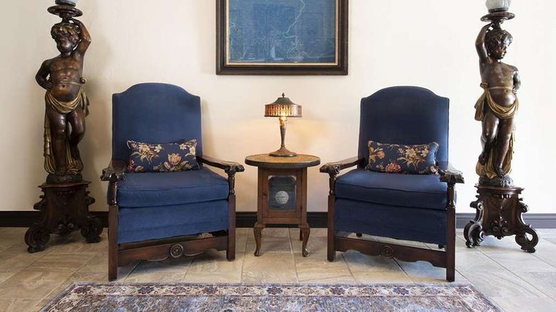 <b>Benbow Historic Inn Lobby</b>. Images powered by <a href="https://iceportal.shijigroup.com/" title="IcePortal" target="_blank">IcePortal</a>.