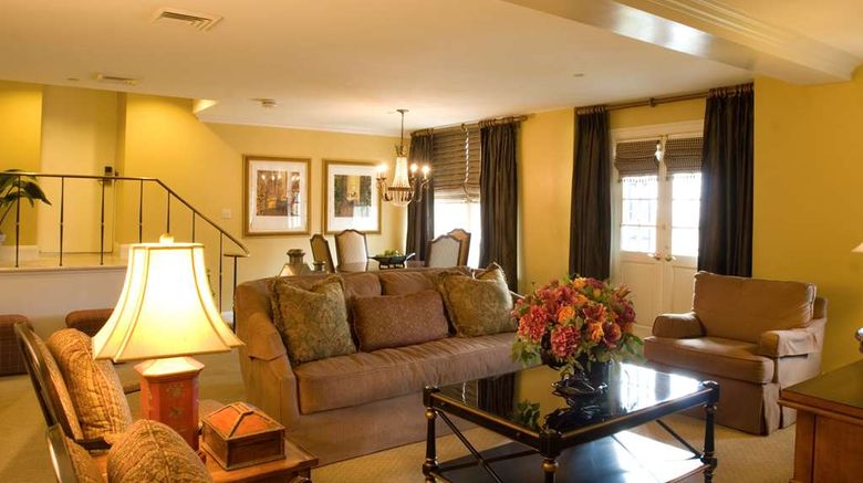 <b>Bienville House Hotel Suite</b>. Images powered by <a href="https://iceportal.shijigroup.com/" title="IcePortal" target="_blank">IcePortal</a>.