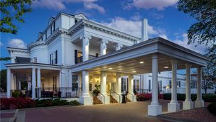 Boone Tavern Hotel