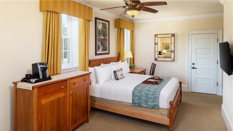 Boone Tavern Hotel Suite