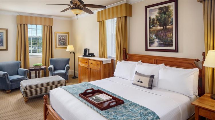 Boone Tavern Hotel Suite
