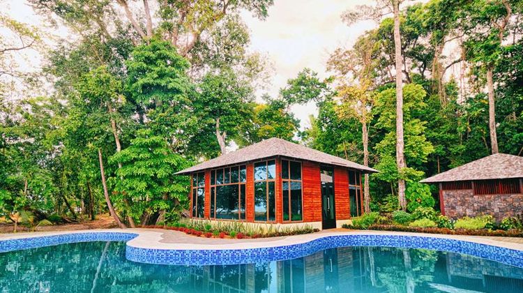 Borneo Eagle Resort Pool