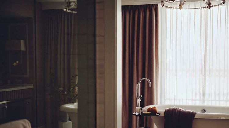 Boston Harbor Hotel Suite