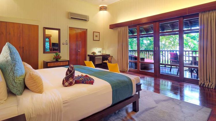 Bungaraya Island Resort Suite