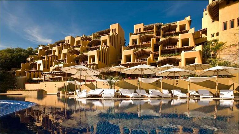 <b>Cala de Mar Resort & Spa Ixtapa Exterior</b>. Images powered by <a href="https://iceportal.shijigroup.com/" title="IcePortal" target="_blank">IcePortal</a>.