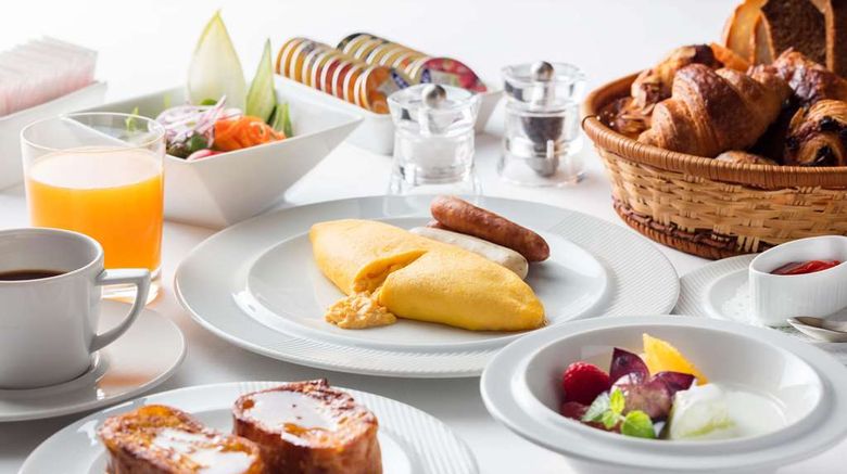 <b>Cerulean Tower Tokyu Hotel Restaurant</b>. Images powered by <a href="https://iceportal.shijigroup.com/" title="IcePortal" target="_blank">IcePortal</a>.