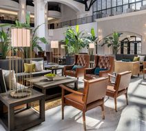 Chateau Elan Winery & Resort Lobby