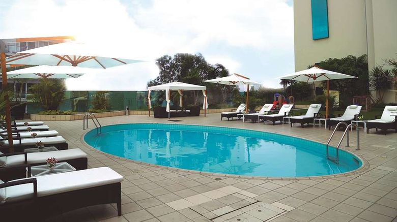 <b>Delfines Hotel & Convention Center Pool</b>. Images powered by <a href="https://iceportal.shijigroup.com/" title="IcePortal" target="_blank">IcePortal</a>.