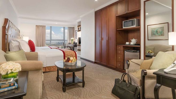 Discovery Suites Manila Room