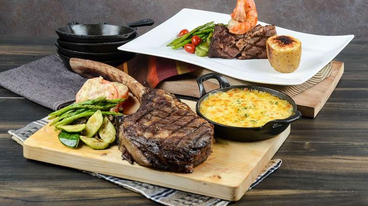 Discovery Suites Manila Restaurant