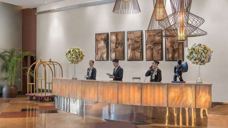 Discovery Suites Manila Lobby