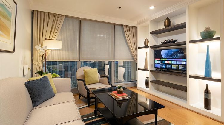 Discovery Suites Manila Suite