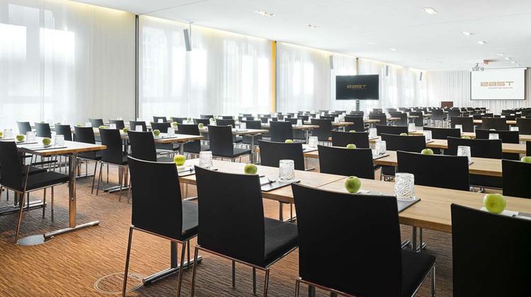 east Hotel Meeting