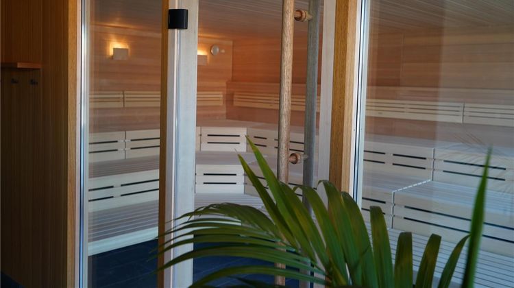 East Hotel Spa