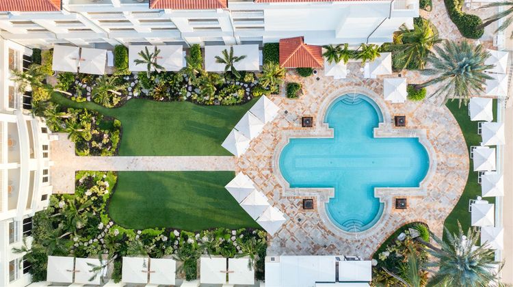 Eau Resort & Spa Pool