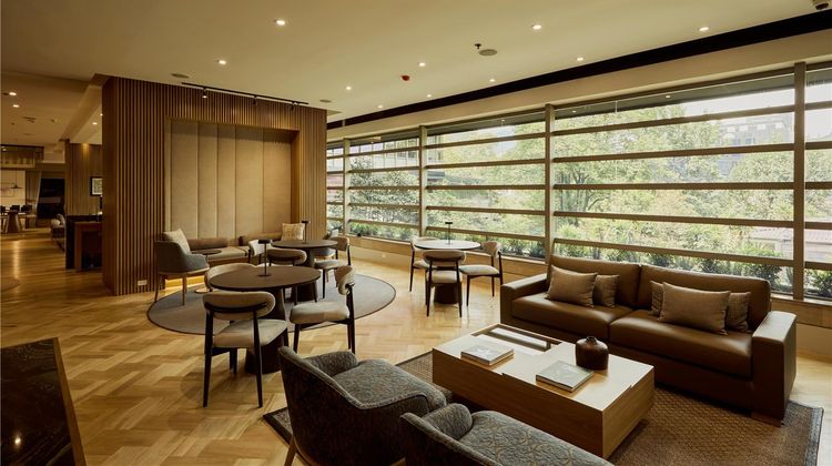 EK Hotel Lobby