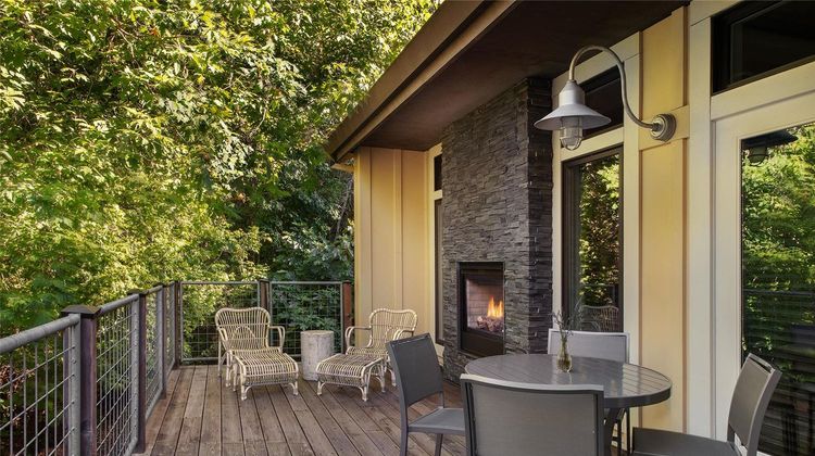 Farmhouse Inn & Restaurant Suite