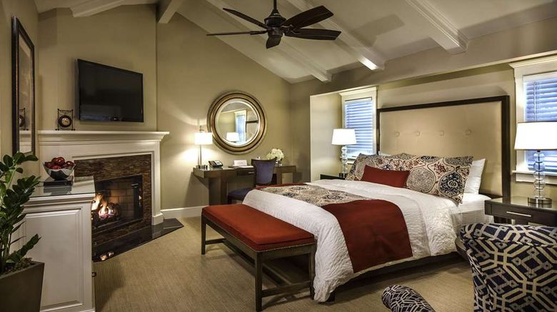 <b>Fess Parker's Wine Country Inn Room</b>. Images powered by <a href="https://iceportal.shijigroup.com/" title="IcePortal" target="_blank">IcePortal</a>.