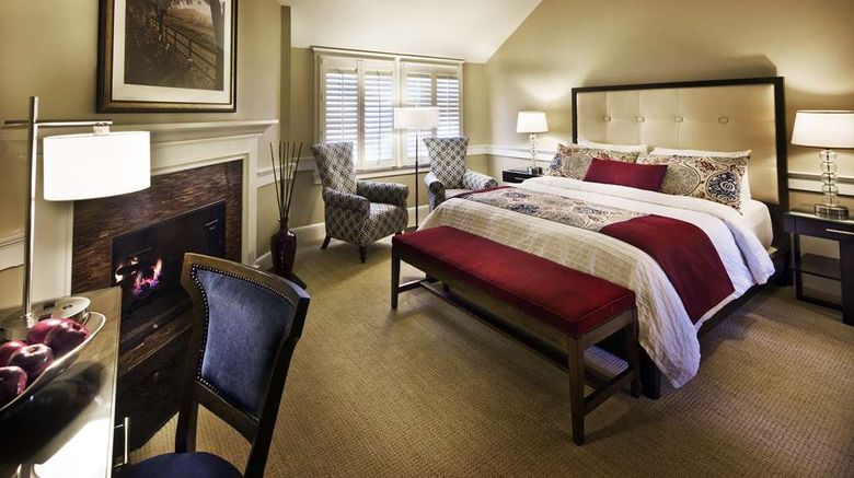 <b>Fess Parker's Wine Country Inn Room</b>. Images powered by <a href="https://iceportal.shijigroup.com/" title="IcePortal" target="_blank">IcePortal</a>.