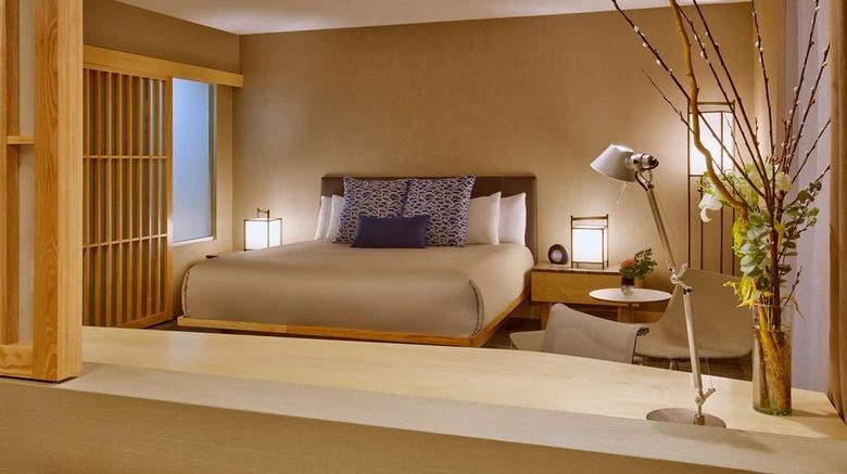 <b>Hotel Galeria Plaza Irapuato Suite</b>. Images powered by <a href="https://iceportal.shijigroup.com/" title="IcePortal" target="_blank">IcePortal</a>.