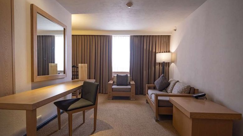 <b>Hotel Galeria Plaza Reforma Suite</b>. Images powered by <a href="https://iceportal.shijigroup.com/" title="IcePortal" target="_blank">IcePortal</a>.